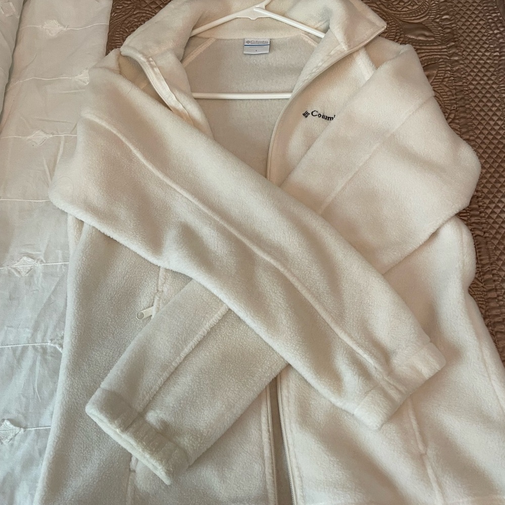 Fleece Jacket - Picture 4 of 6